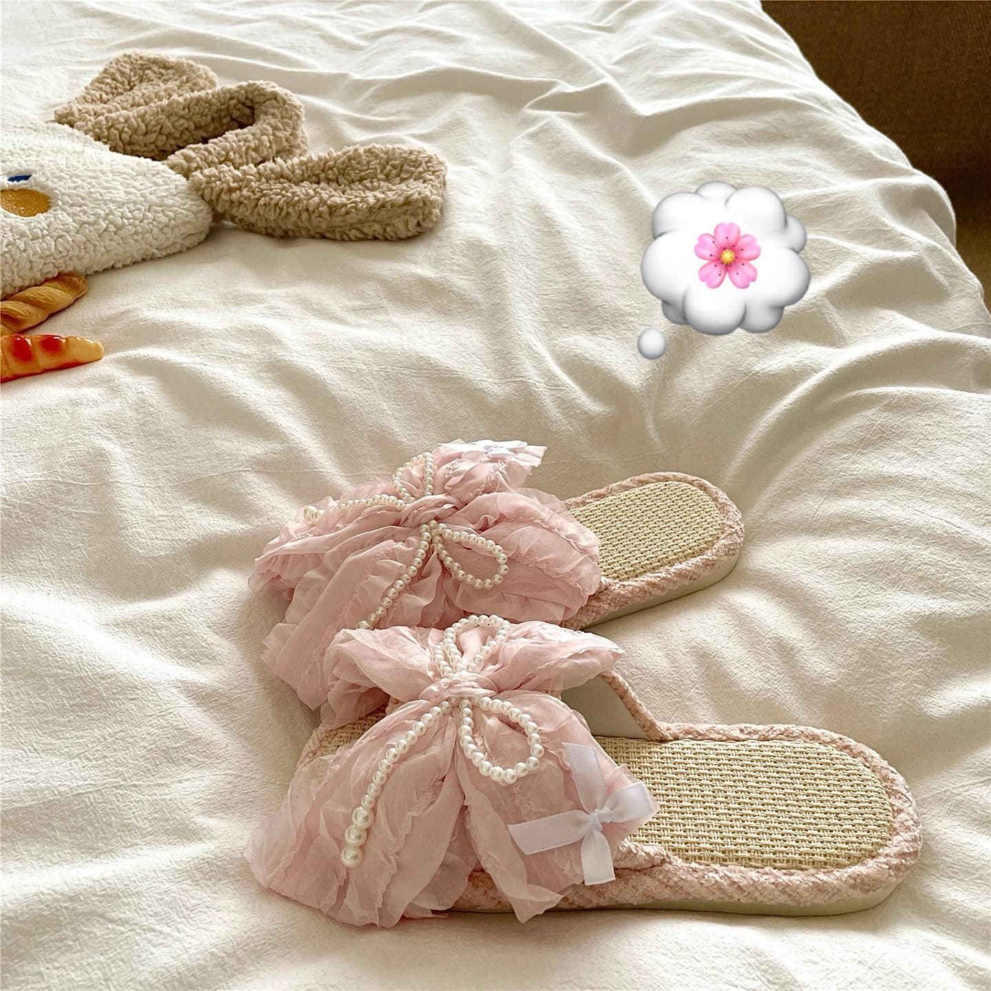 Pearl Knot Summer Home Slippers Women's Outdoor Wear Anti-Slip Flat Sandals Comfortable Breathable Hollow out Design