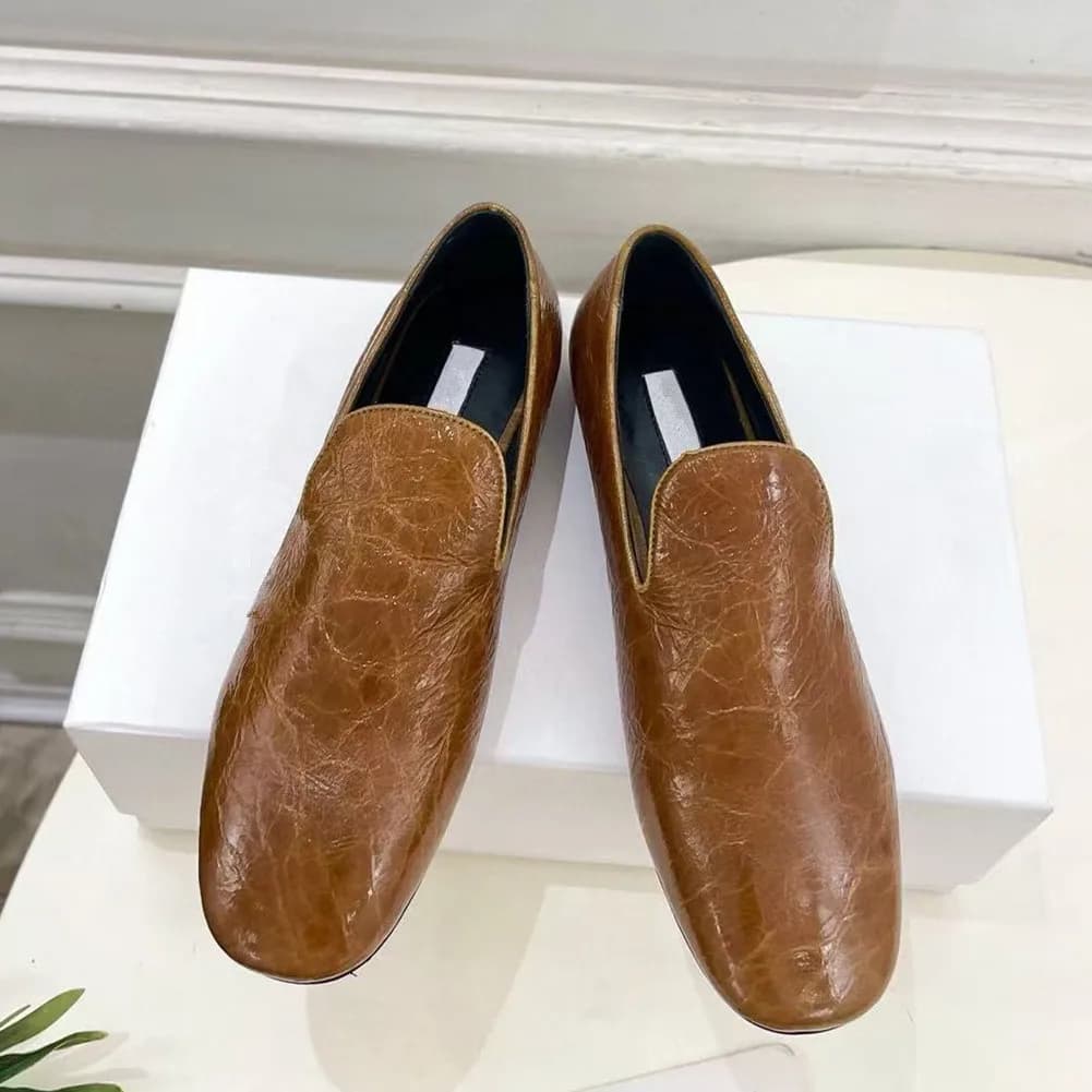 Nuove scarpe da donna 2026 in vera pelle nera, mocassini versatili con fondo piatto, scarpe singole da donna