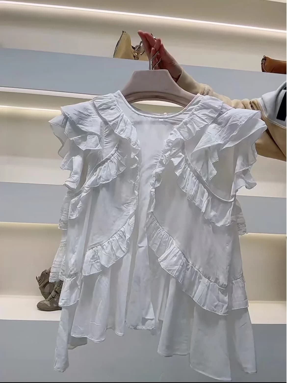 Heidd Early Spring Cute Style White Sleeveless Shirt Lace Trim Cotton Breathable round Neck Women's Fashion Shirt