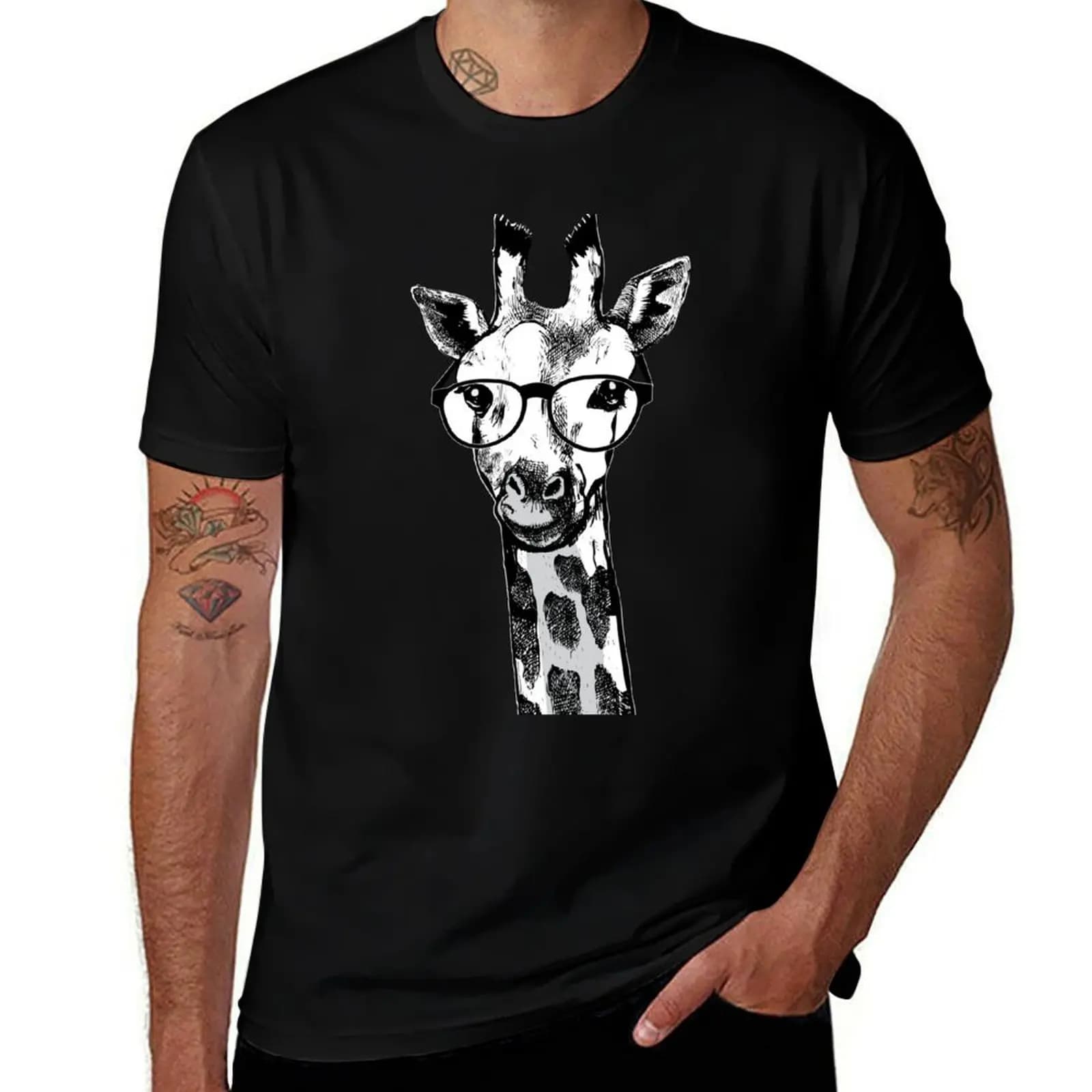 Funny giraffe with glasses portrait, africa, safari, wild animal design T-Shirt Daily Wear Print T-Shirt