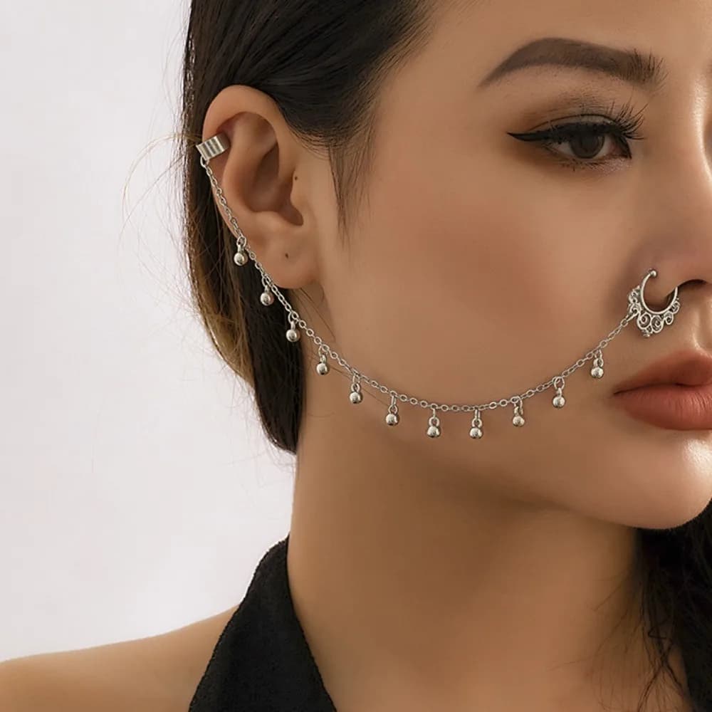 Nuovi Orecchini alla Moda con Perle Finte, Farfalle e Nappe, Stile Punk Dolce per Donne