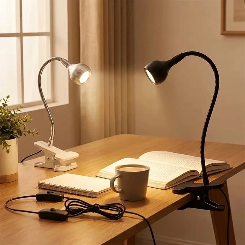 Luce da Lettura USB a Clip, Lampada da Scrivania LED 5V per Protezione Occhi, Illuminazione Notturna per Camera da Letto, Faretto da 3W per Banco di Lavoro