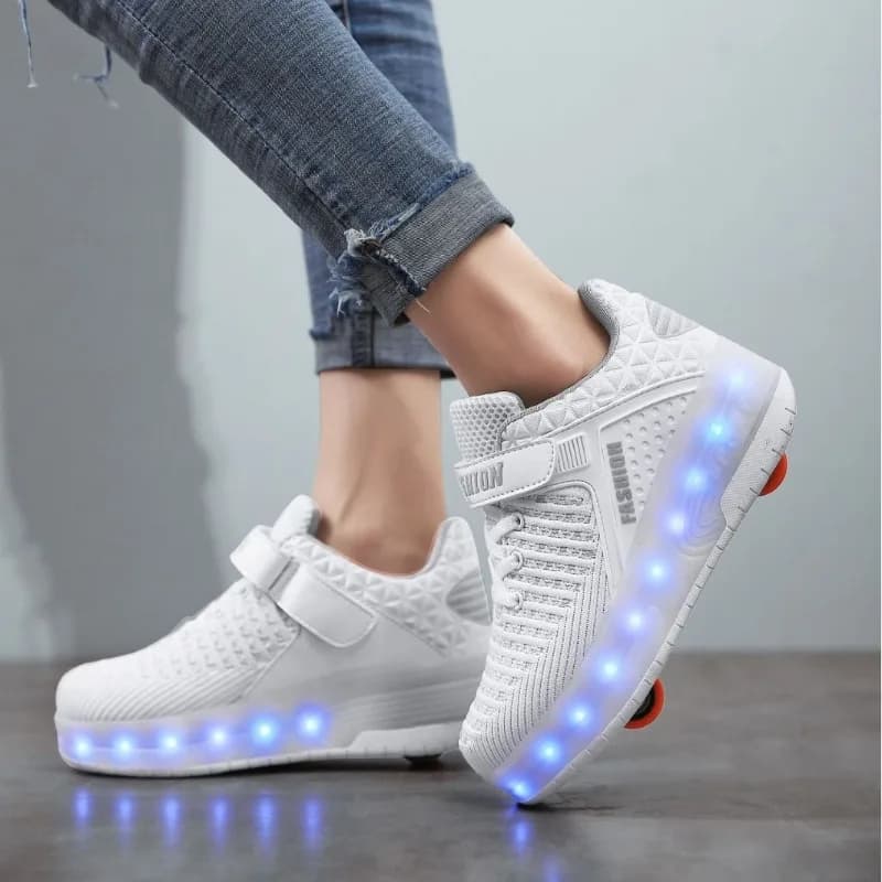 Kids Sneakers with USB Charging Luminous Shoes Outdoor Sports Wheelchairs Kids Two Wheels Boys Girls Light casual shoes