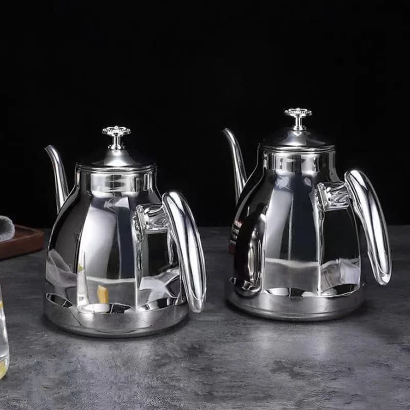 Bollitore in Acciaio Inox da 1,5L con Filtro, Compatibile con Piani Cottura Elettrici e a Gas, per Acqua Bollente in Casa e Cucina