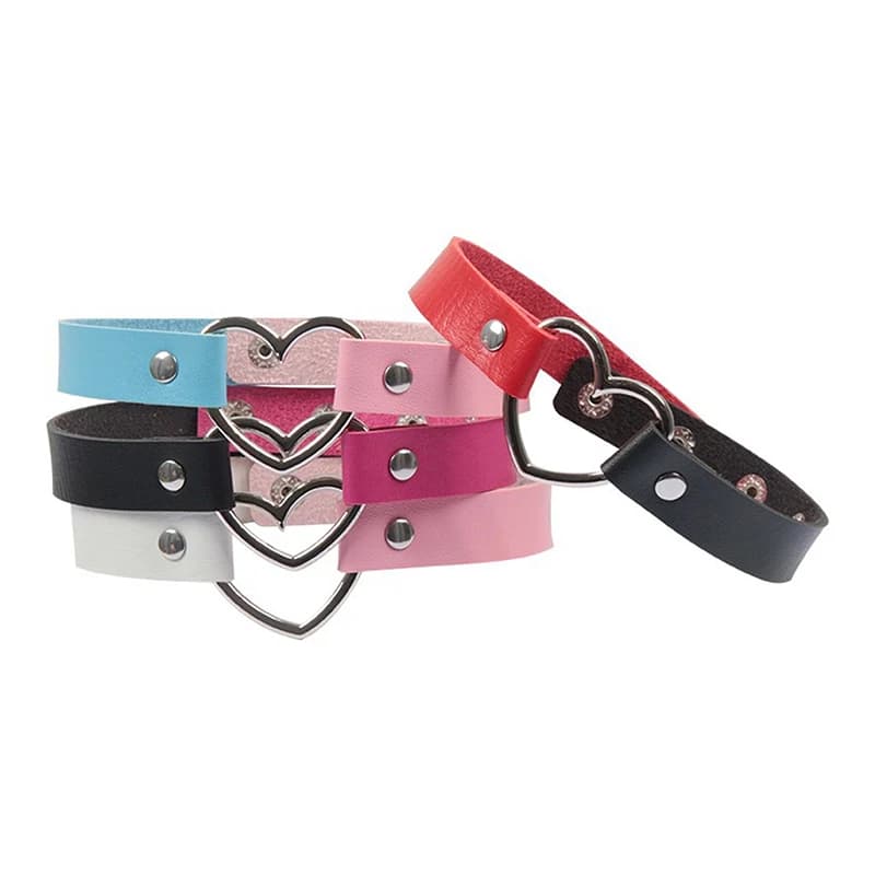 Collana girocollo punk nera multicolore da 1 pezzo, sexy, in pelle PU, con lucchetto a cuore e chiodi, per donna, gioielli gotici per cosplay e feste