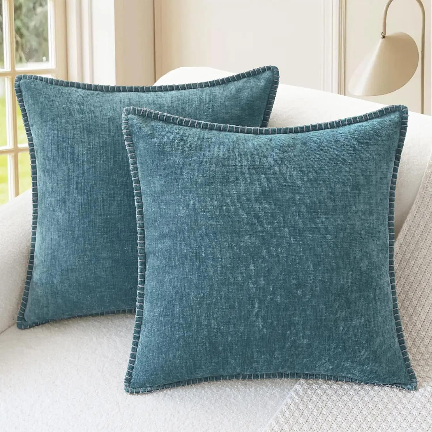 Fodere per Cuscini Decorativi, Confezione da 2, 45x45 cm, in Morbido Ciniglia con Bordi Cuciti per Divano, Letto e Soggiorno