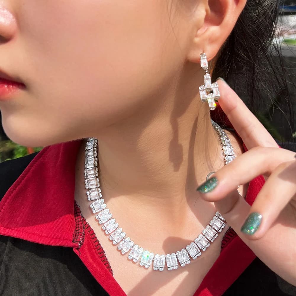BeaQueen Elegant Sparkling White Cubic Zircon Paved Necklace Earrings Sets for Women Wedding Party Statement Jewelry Gifts JS388