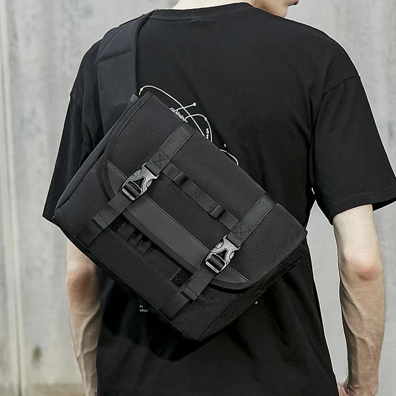 Casual Oxford Crossbody Bag Men Waterproof Shoulder Bag Back Pack Large Capacity Cycling Crossbody Bag Fashion Flap Sling Bags