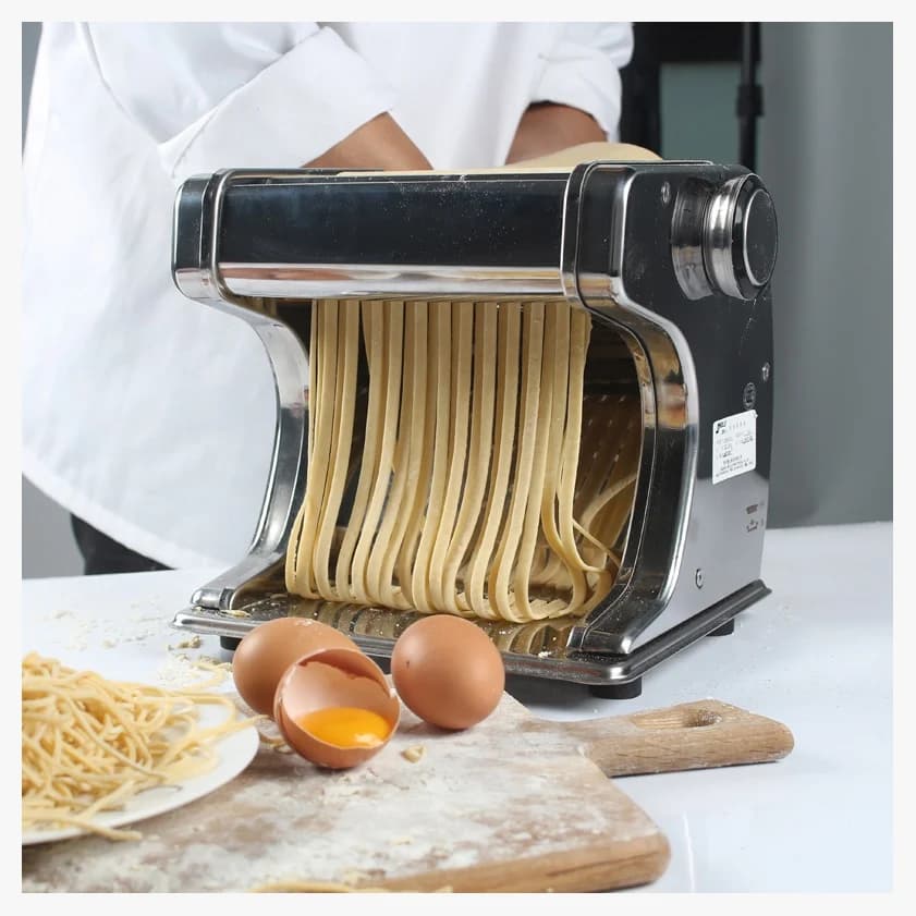 Macchina per pasta elettrica professionale cinese che produce macchina per pasta a rulli per pasta