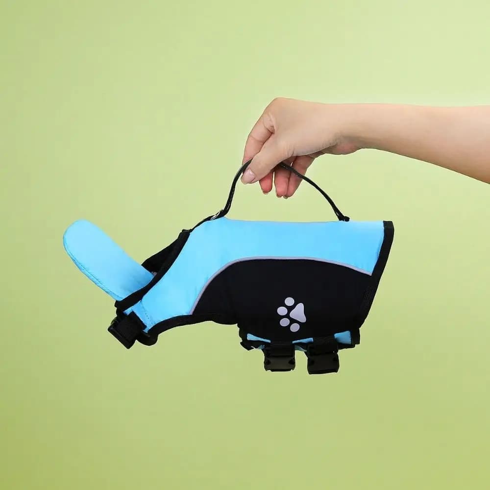 Superior Buoyancy Dog Life Jacket Waterproof Breathable Dog Swimming Vest Adjustable Tear Resistant Pet Flotation Vest