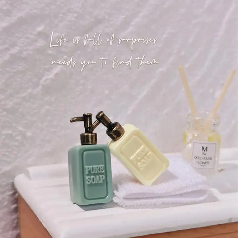 ^*4Pcs Dollhouse Bathroom Accessor Mini Split Bottle Pretend Play Furniture Toy Miniature Soap Dispenser Model Doll House Decor