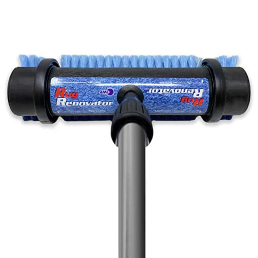 Cleaning brush for carpets and carpet