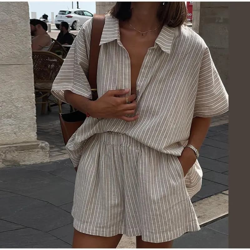 2026 Striped Loose Short Sleeve Shirt And High Waist Shorts Set Women's Casual Sportswear Two-Piece Suit Spring Season