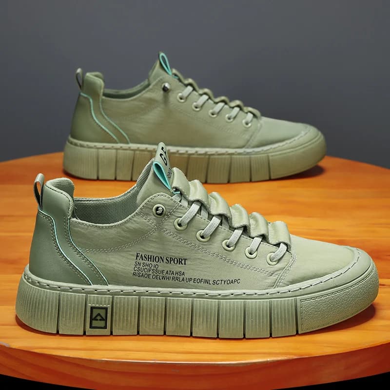 Nuove Sneakers Basse in Pelle da Uomo, Morbide e Resistenti, Scarpe Casual Bianche, Calzature Versatili e di Tendenza Ispirate al Skate per lo Streetwear Quotidiano