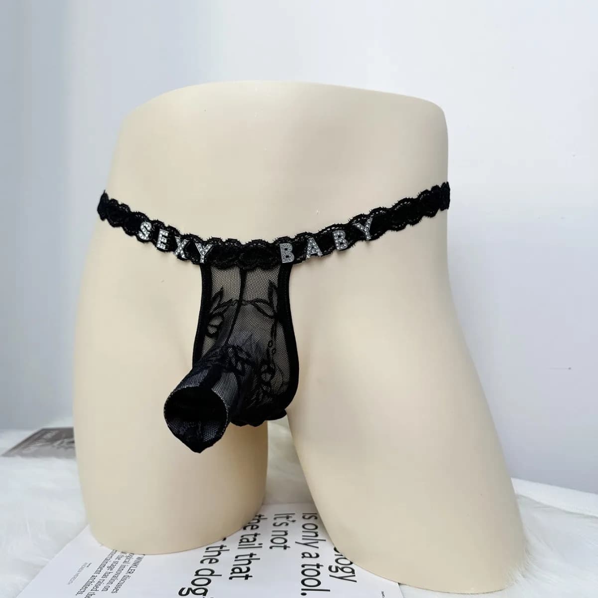 Nuove perizoma personalizzate da uomo Nome Mutandine da uomo G String Sulge Pouch Slip Collant elasticizzato Personalizza biancheria intima Regalo di San Valentino