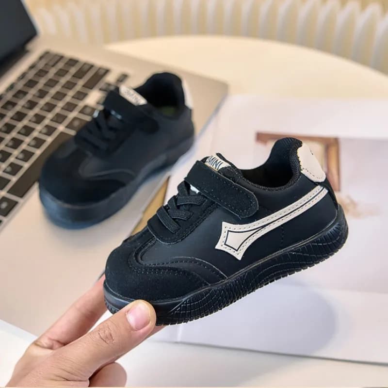 Scarpe sportive primaverili per bambini Ergonomia in pelle PU Sneakers per bambini Sneakers per bambini con suola morbida Scarpe da tennis per ragazza da ragazzo