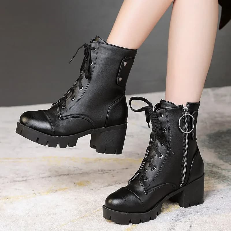 YMECHIC 2025 Inverno Blocco Tacchi alti spessi Stivaletti da donna Inverno Lace Up Zipper Cross Tied Nero Scarpe da combattimento militari Donna