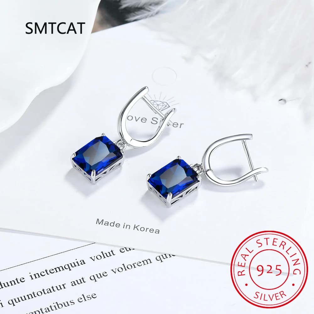 Orecchino a goccia rettangolare geometrico in argento sterling 925 con zaffiro blu creato con taglio smeraldo per regalo di compleanno di gioielli con pietre preziose da donna