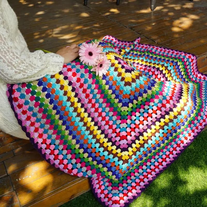 Coperta afghana fatta a mano Cuscino Sciarpa Tappeto Mano all'uncinetto Moda Coperta all'uncinetto Cuscino Coperta quadrata in feltro della nonna