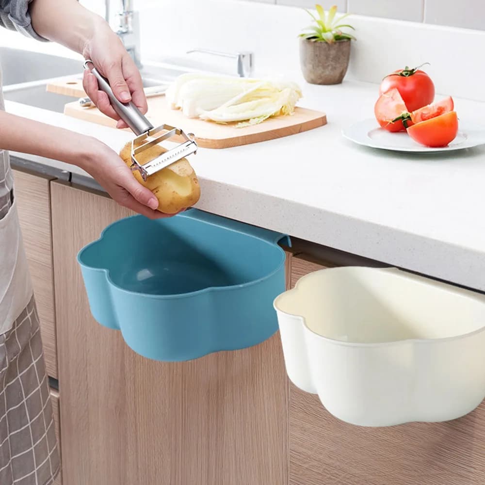 Pattumiera sospesa da cucina a forma di nuvola, porta dell'armadio creativa, fibbia, bacino della spazzatura, cestino per la raccolta degli intasamenti del desktop domestico