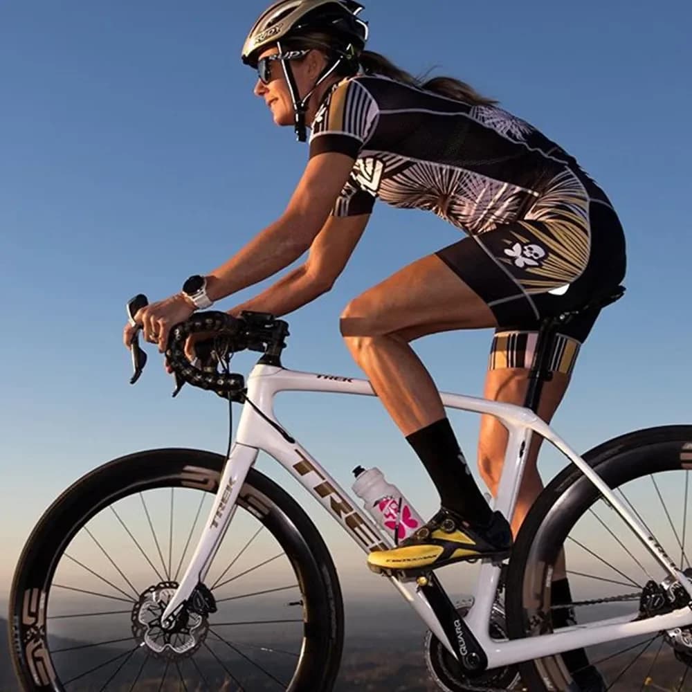 2026 Bicycle Suit Sportswear Short -sleeved Ladies Riding Shorts Gel Mtb Uci Bicycle Jersey Roupa Ciclismo Feminina
