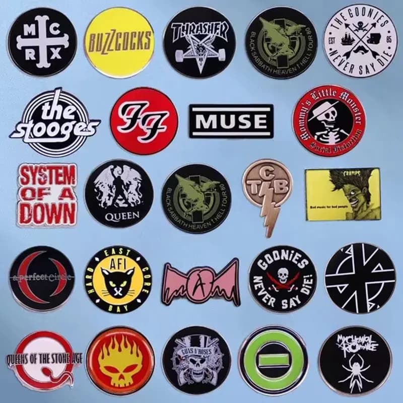 Distintivo del ritratto della banda classica Spilla smaltata della banda pop rock Album di canzoni classici Spilla da bavero Merchandise musicali Fan Accessori da collezione