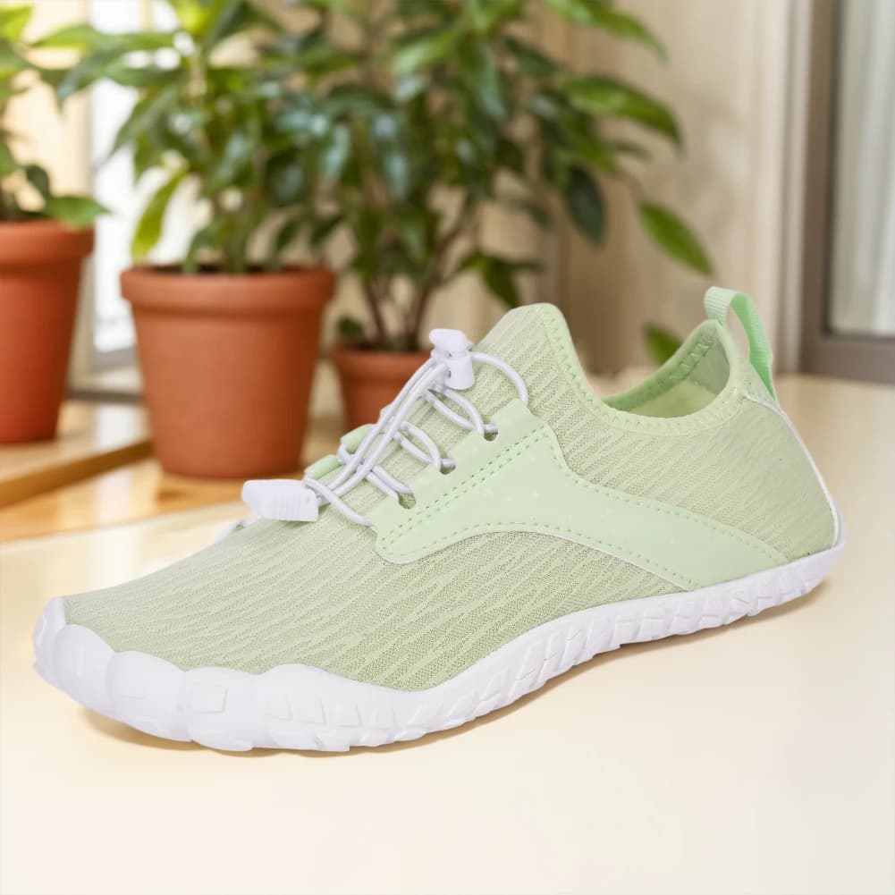 Unisex Water Shoes, Nude Foot Beach Shoes, Breathable Water Shoes, Rapid Drying, Lightweight Sneakers for Walking and Running