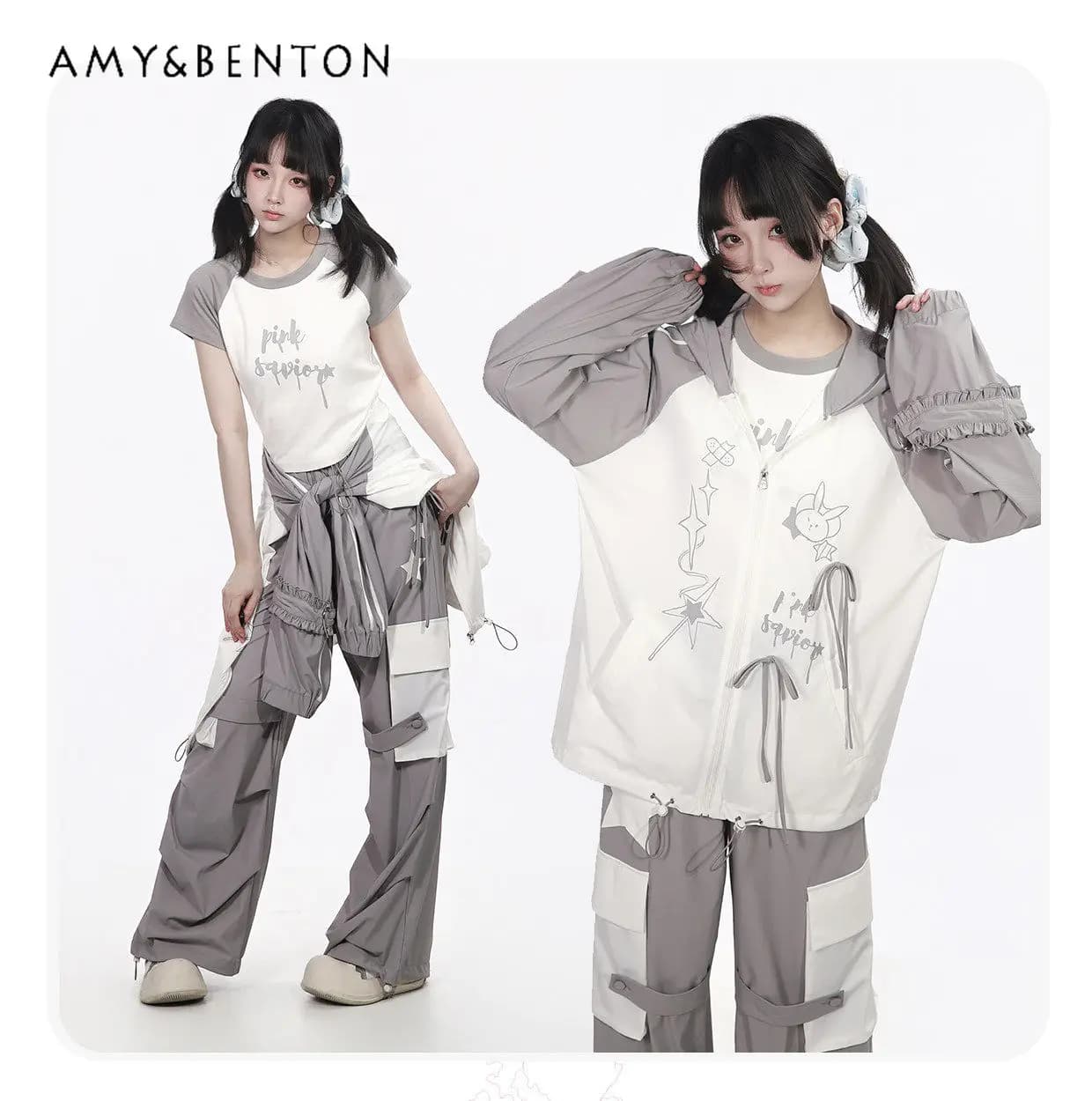Giacca con Cappuccio Harajuku Grigia e Bianca con Stampa Cartoon, Completo Estivo Leggero con Protezione Solare, Pantaloni Casual a Gamba Larga