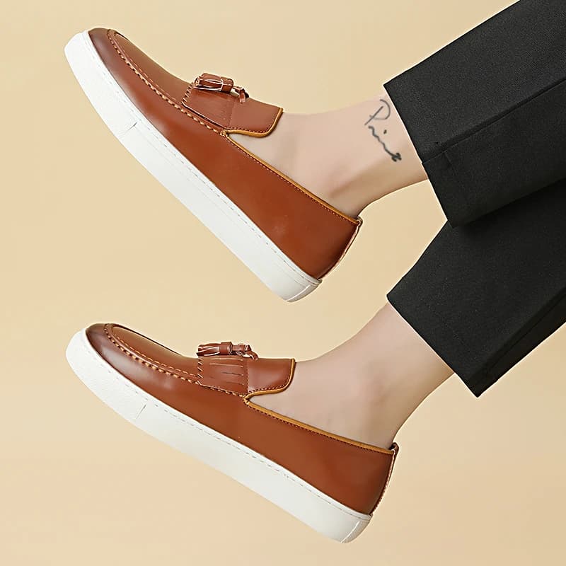 Brand Man Business Travel Leather Shoes Fashionable and Comfortable Flats Tassel Loafers Korean Style Low Cut Men's Casual Shoes