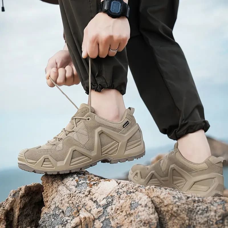 Scarpe da Trekking Uomo 2026 Antiscivolo, Stivali da Escursionismo per Coppie, Calzature da Viaggio Outdoor, Scarpe Professionali da Passeggio Unisex