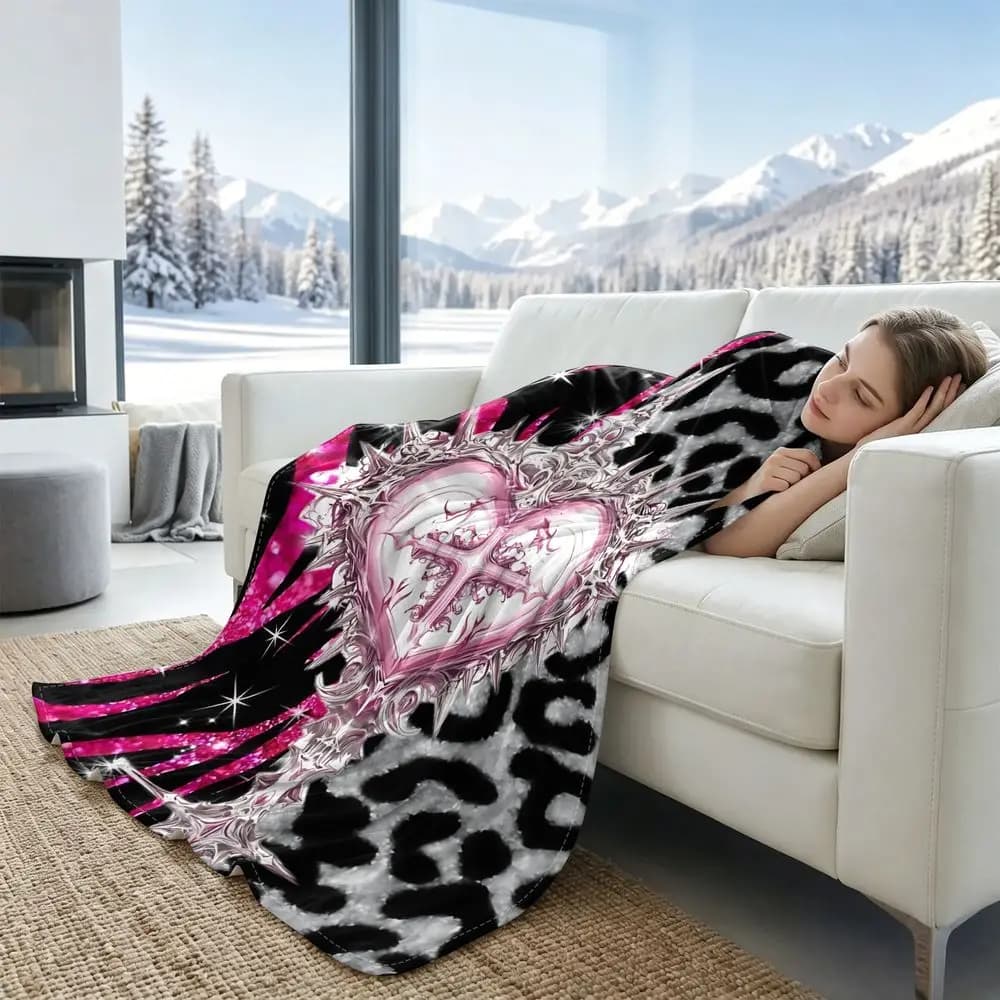 Cooling Blanket Y2K Pink Heart Cross Print Summer Cooling Throw Soft Breathable Moisture Wicking Bedding Decor