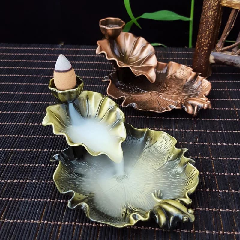 Incense Waterfall, Incense Cone Burner Frog or Fish Backflow Insense Burner Metal Incense Burner Aromatherapy Ornament Home Yoga