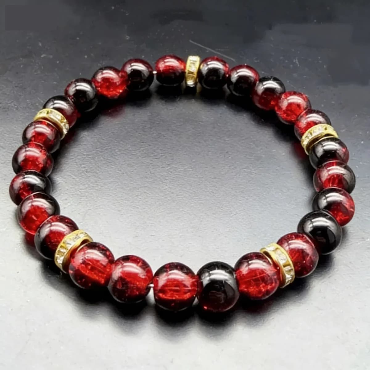 Elastic bracelet with unisex beads
