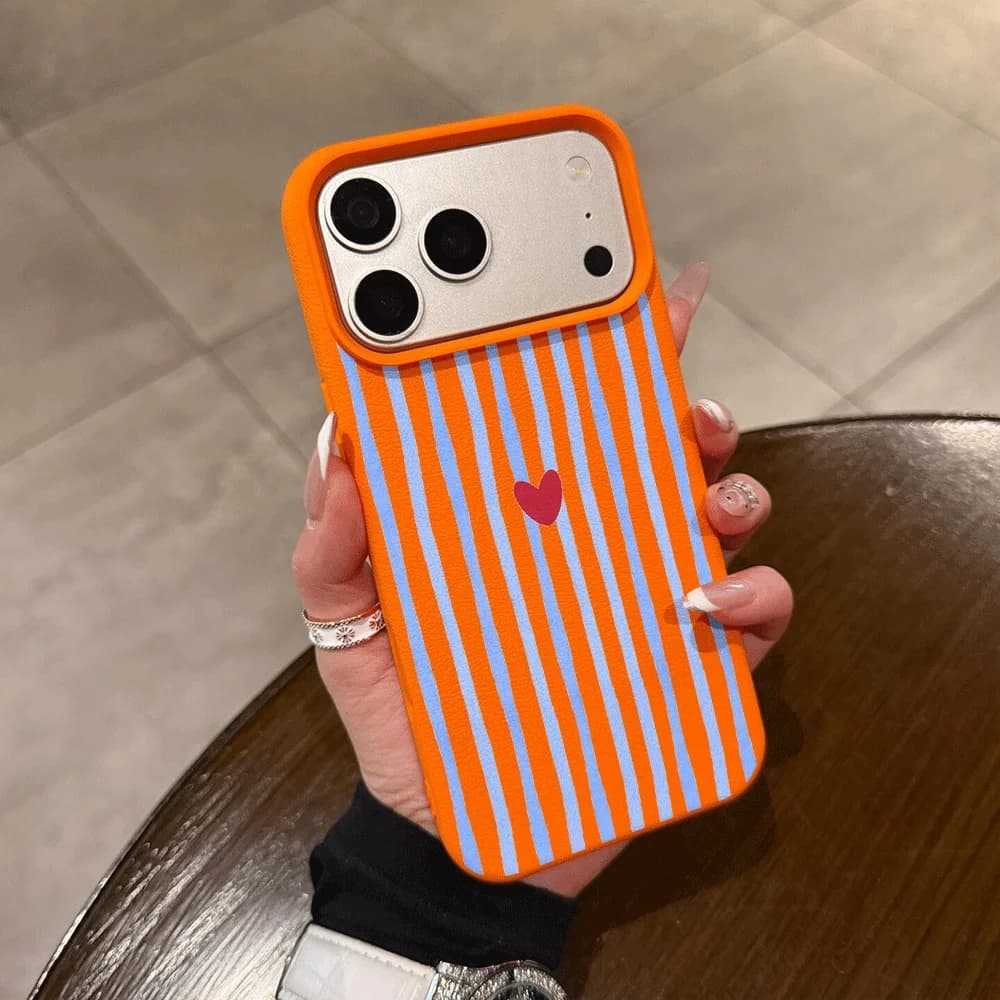 Vertical Stripes Hearts Phone Case For iPhone 17 16 15 14 13 12 11 Pro Max 16 15 14 Plus 17 16 15 Pro 17Air Silicone Matte Cover