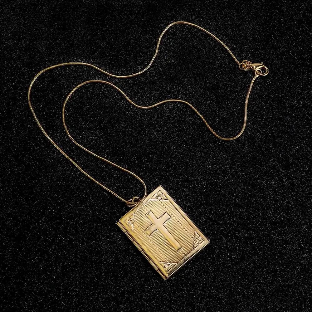 Ciondoli Regalo Croce Cristiana da Donna, Scatola Bibbia, Accessori Abbigliamento, Catene, Gioielli, Collana