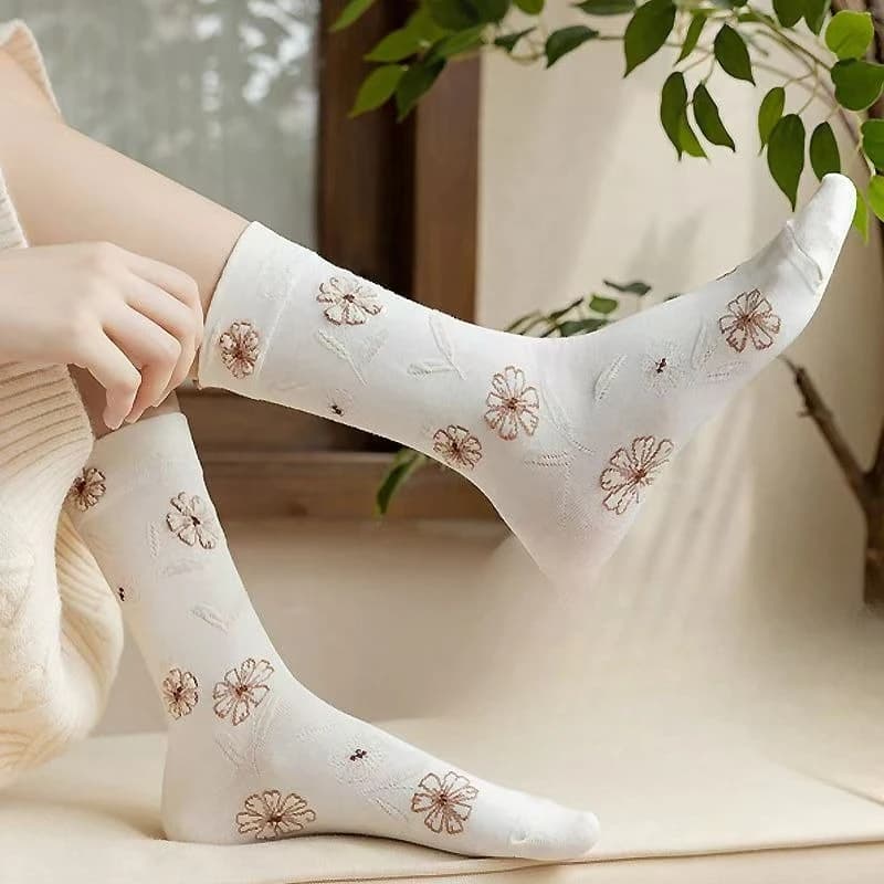 1/5 paia di nuovi calzini per adulti tridimensionali con fiori di piante autunnali e invernali, calzini da donna antiscivolo e resistenti all'usura