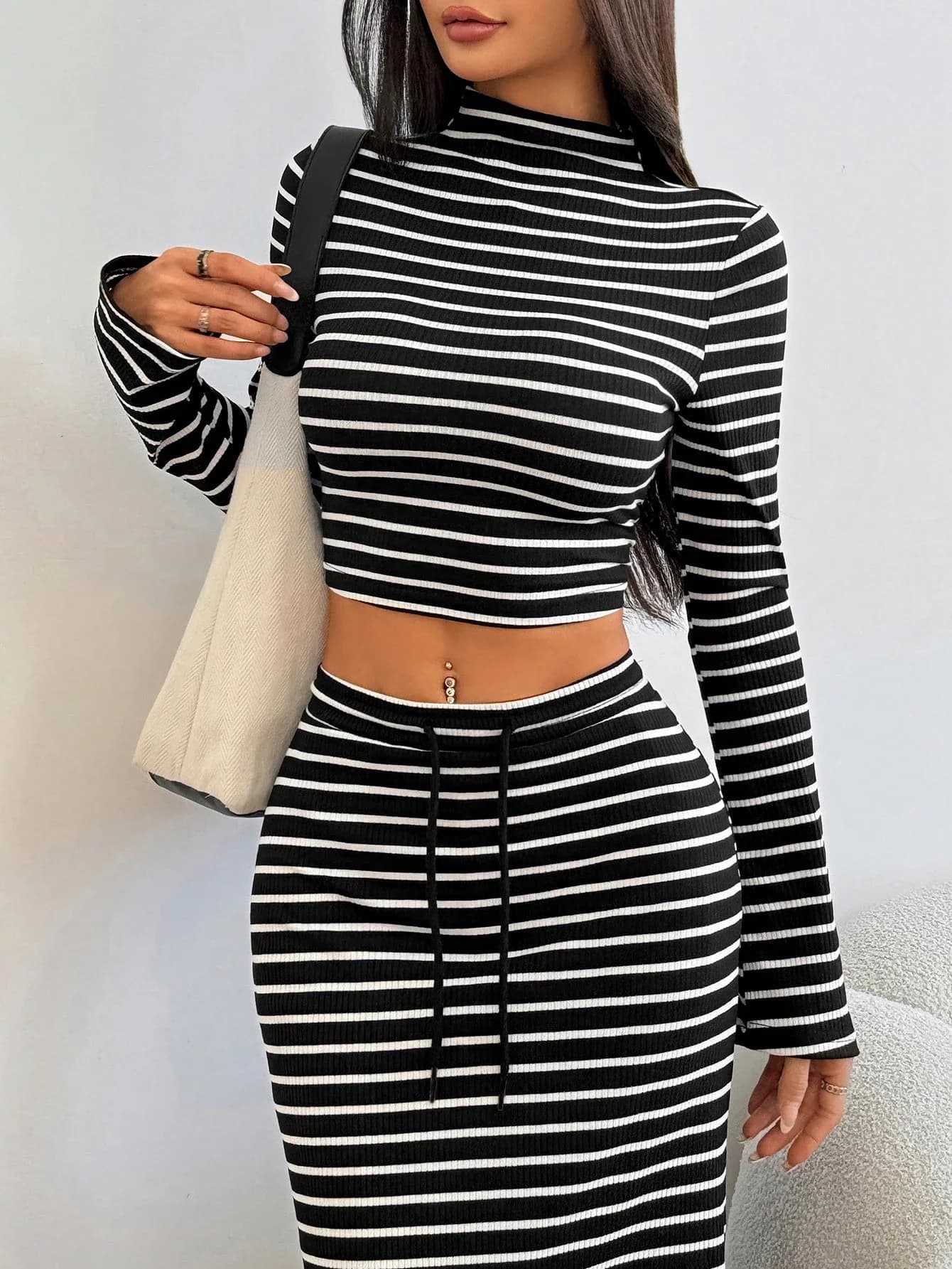 Top corto a righe a maniche lunghe con colletto da donna casual moda primavera autunno con gonna lunga in vita con coulisse set da 2 pezzi