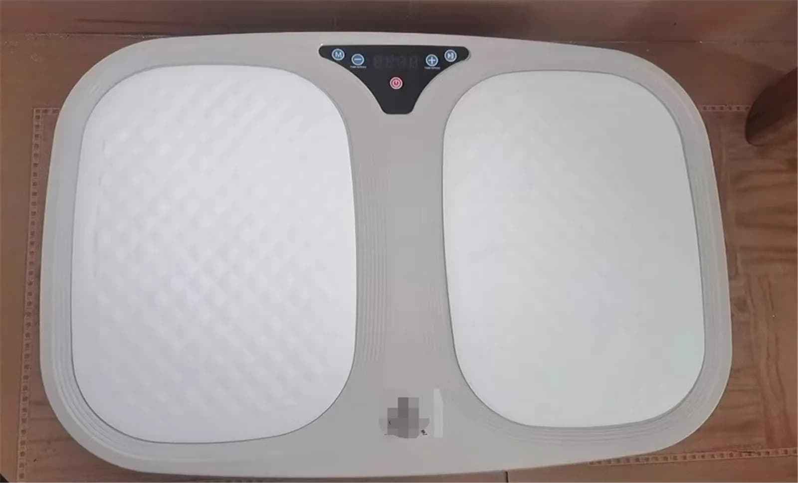 Fitness weight loses exercise machine with vibrating plate for use in the gym
