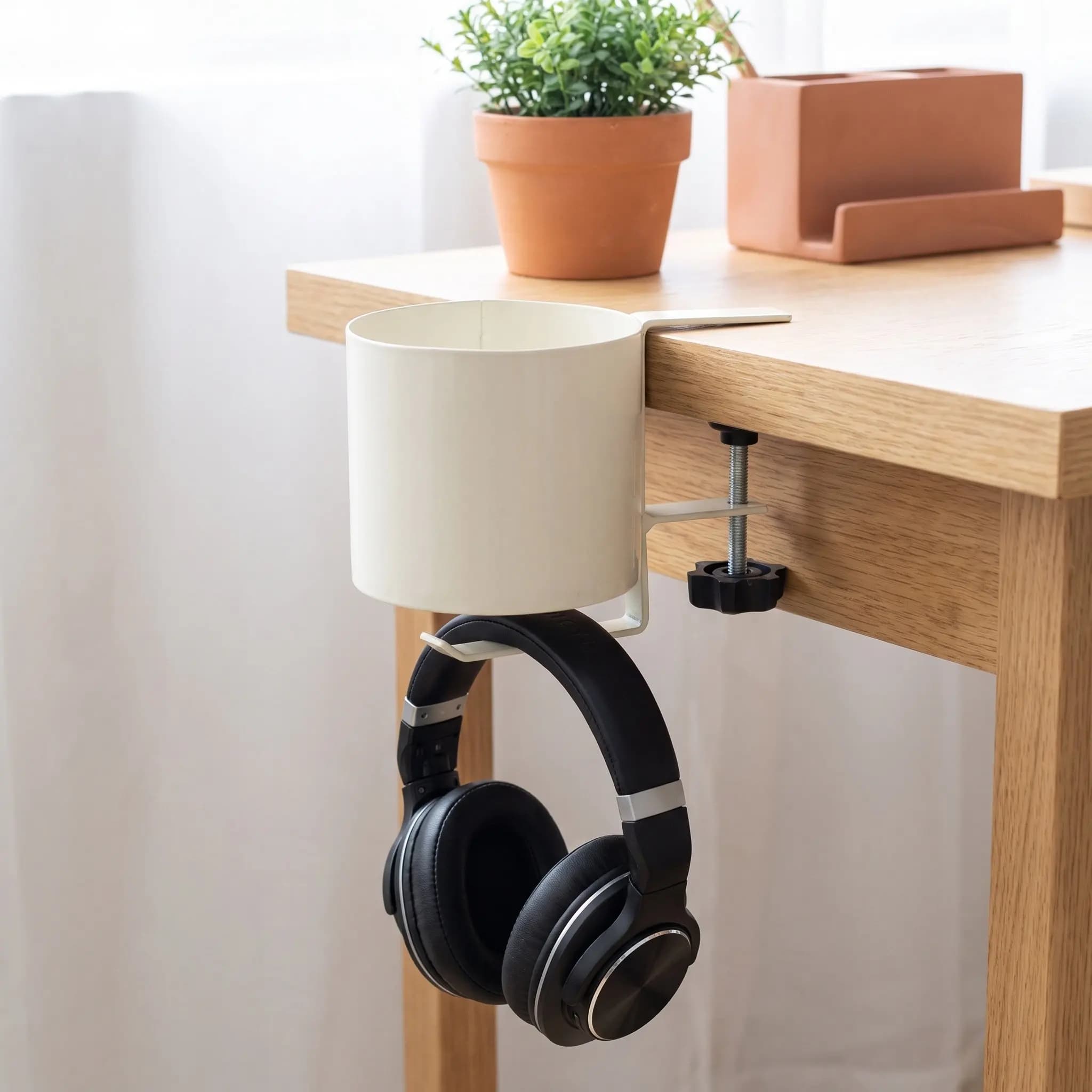 2 in 1 Desk Cup Holder Diameter 85Mm Clip-on Table Edge Cup Hook Office Home Gaming Space Saving Iron Drinks Holder Clamp with