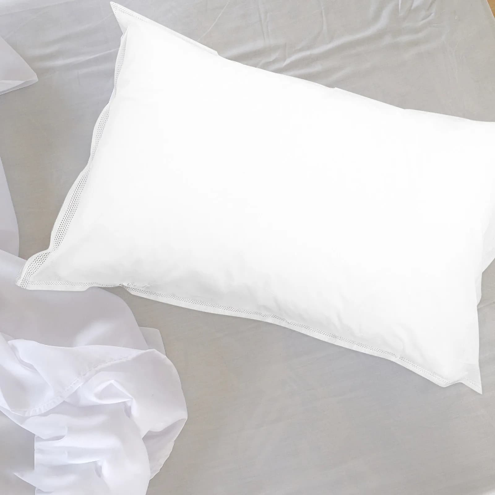 Set da Viaggio Monouso: Lenzuolo, Federa e Copripiumino in Materiale Non Tessuto, Leggero e Igienico per Hotel e Viaggi