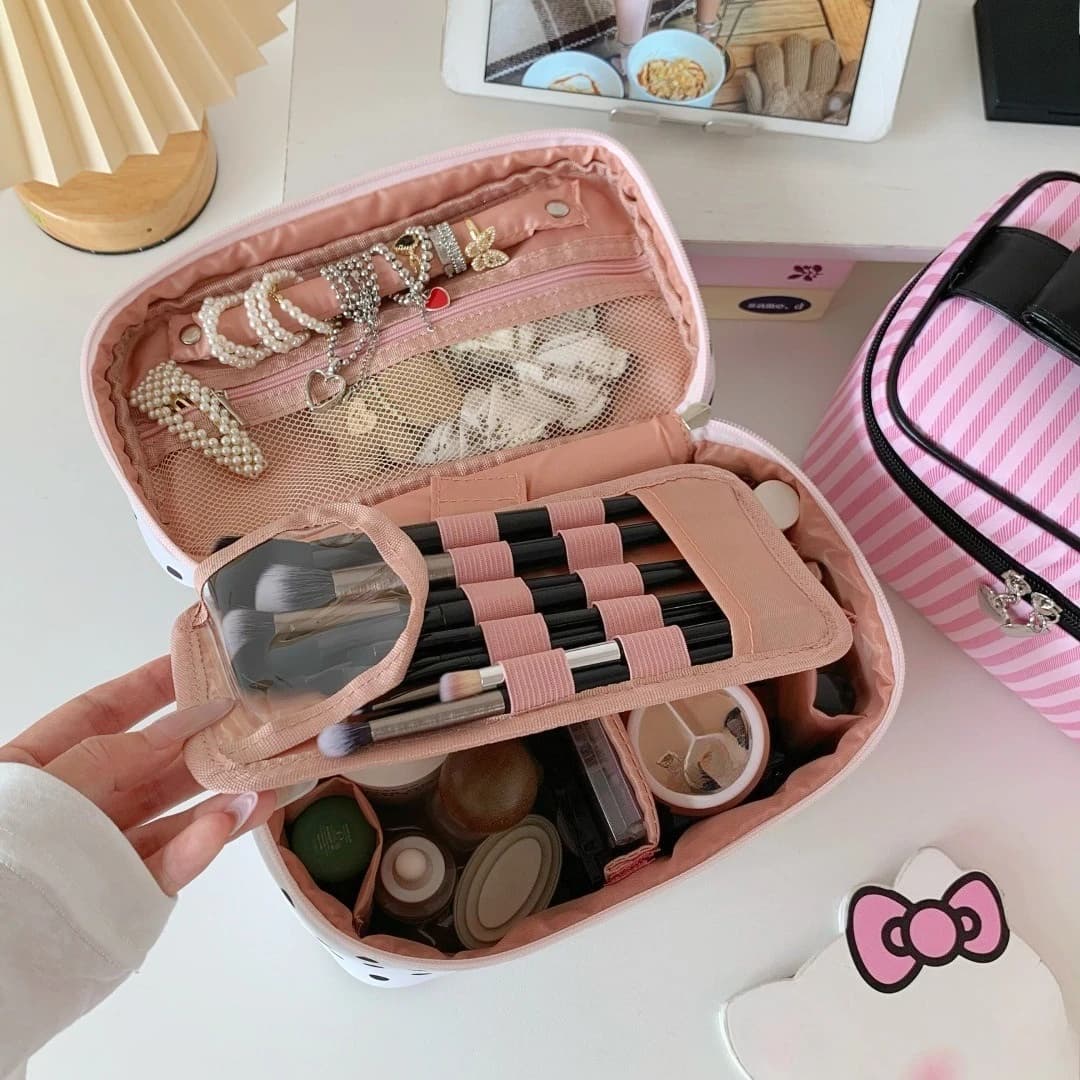 Female Large Capacity Fashion Travel Makeup Bag Hand Tote Dot Pink Cosmetic Bag Toiletry Organizer Pouch for Women