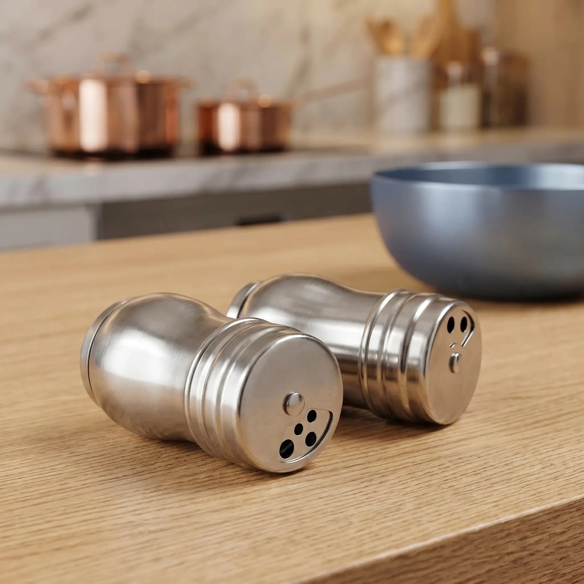 2Pcs Stainless Steel Rotating Pepper Shaker Set Salt Dispenser for Cooking Commercial Kitchen Large Capacity Elegant Spice