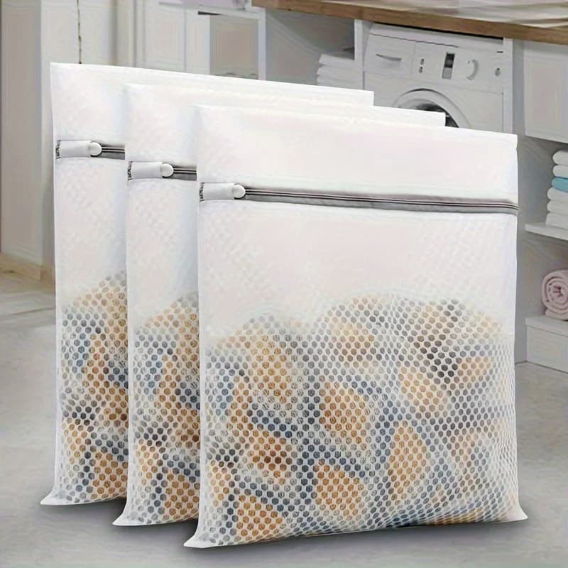 1pc Premium Honeycomb Mesh Laundry Bags - Protect Delicates with Zipper Closure, Woven Fabric, and Medium Size