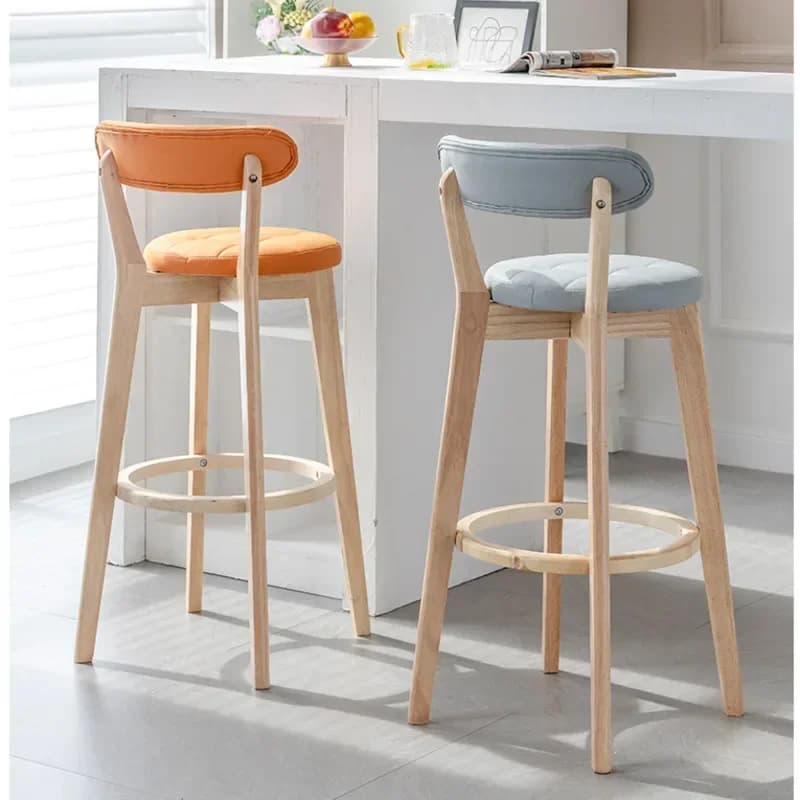 Sedie da bar nordiche Sedile da pranzo con gambe alte in legno massello Schienale confortevole Sgabello da cassiere Mobili moderni portanti stabili