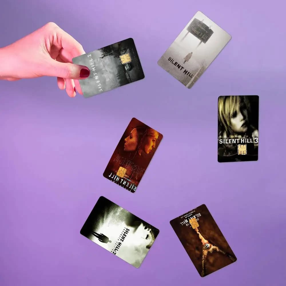 Set di 4 Adesivi Anime del Gioco Silent Hill 3 per Carte di Credito e Bancarie