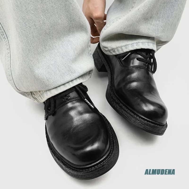 Scarpe Derby Casual in Vera Pelle Nera con Punta Rotonda per Uomo, Allacciate con Suola Spessa, Stile Urbano Minimalista per Lavoro e Outdoor