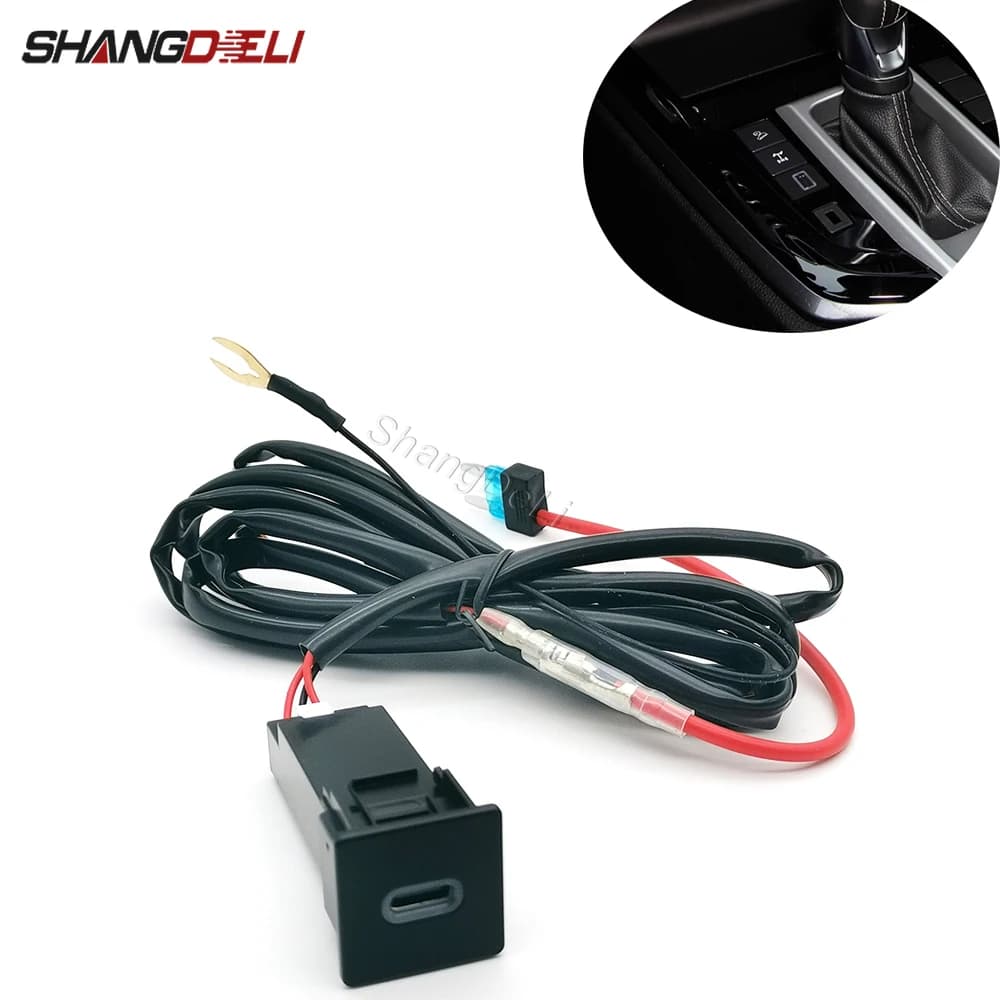 ISUZU D-MAX 2021 2022 2023 Car Charger Adapter with PD Type C interface socket