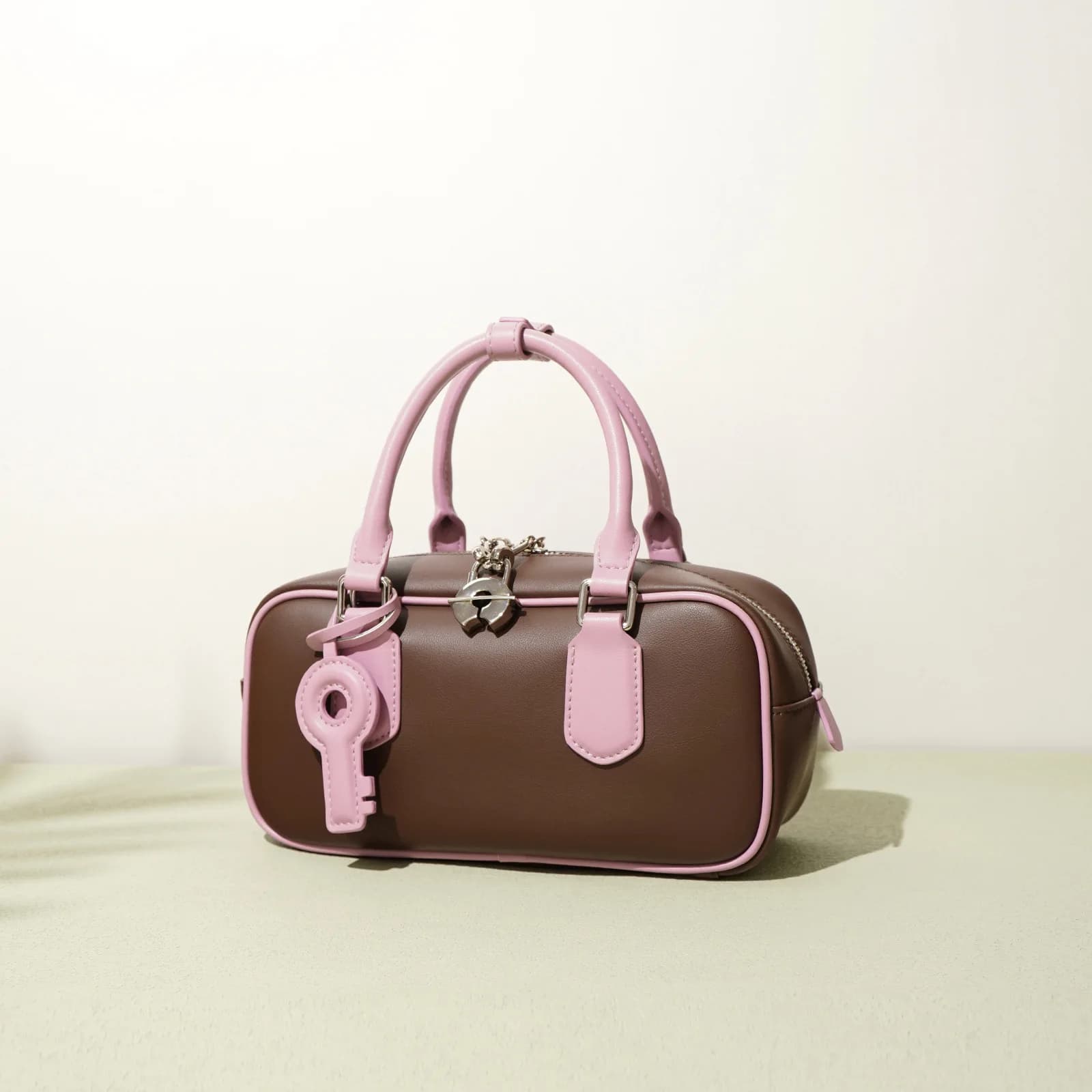 Borsa per pannolini portatile leggera con tasche multiple per passeggino e uscite quotidiane