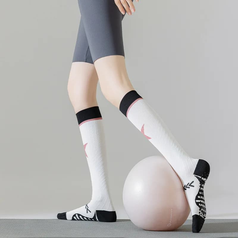 High Tube Autumn Pressure Socks Absorbing sweat and anti-odour racing socks with rope for jumping socks nylon non-slip calf