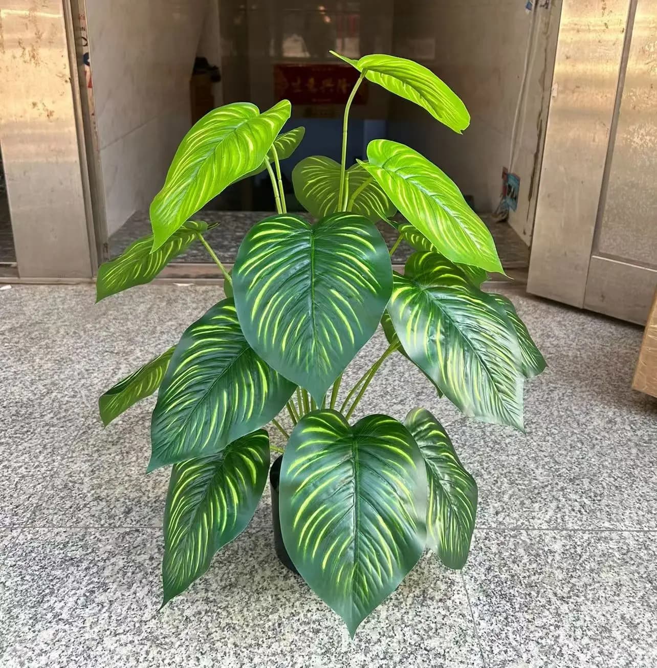 Large artificial palm shrub tropical fake banana plant simulated plastic flower for Christmas decorations for festive green house